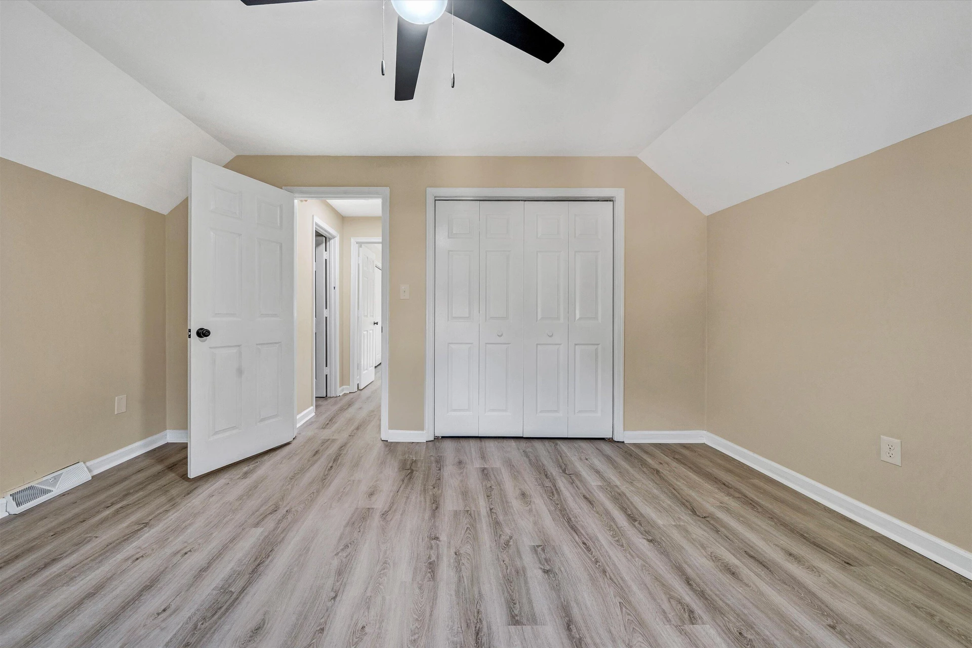 2701 Bluefield BLVD SW - Photo 22