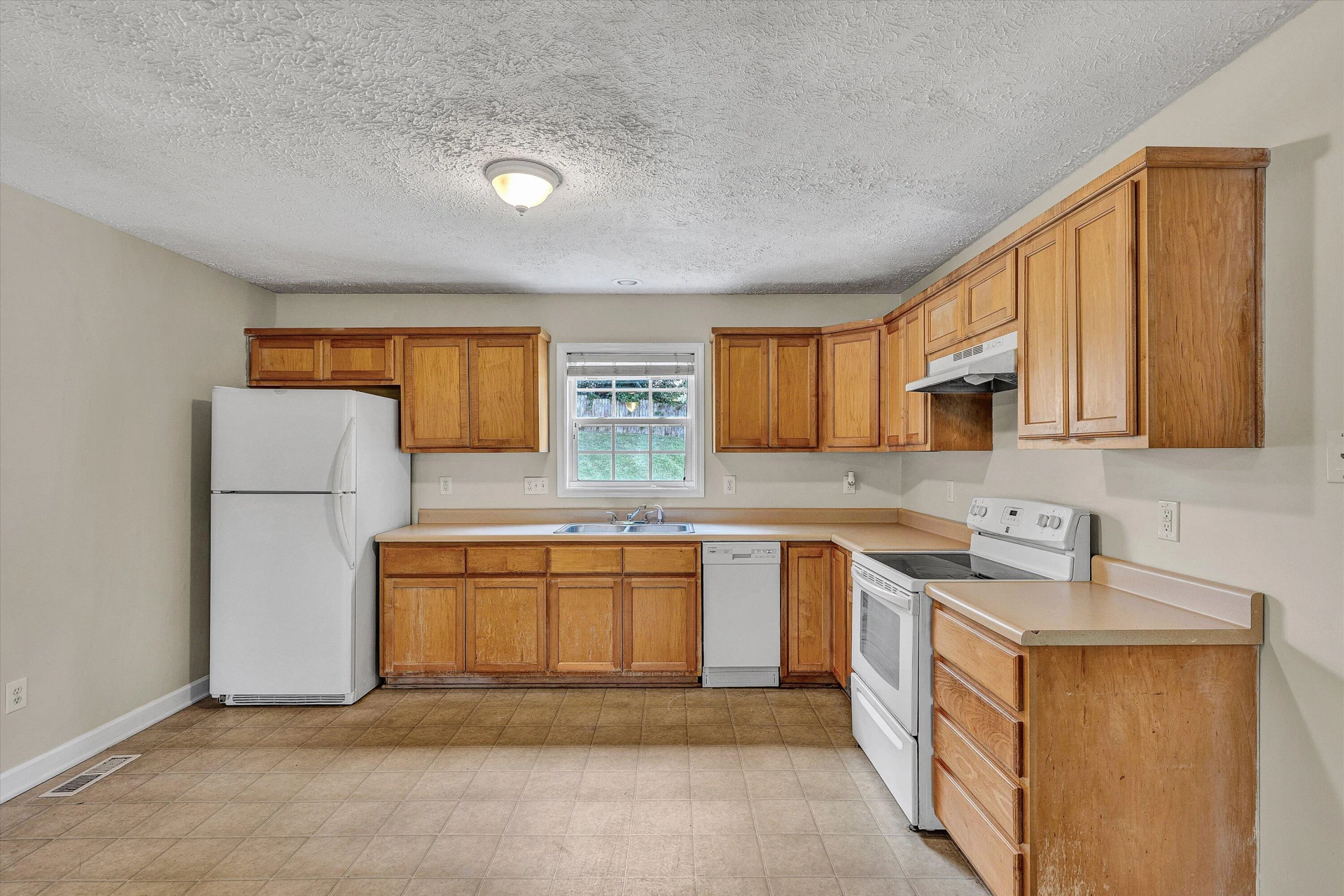 1400 Rigby ST NE - Photo 10