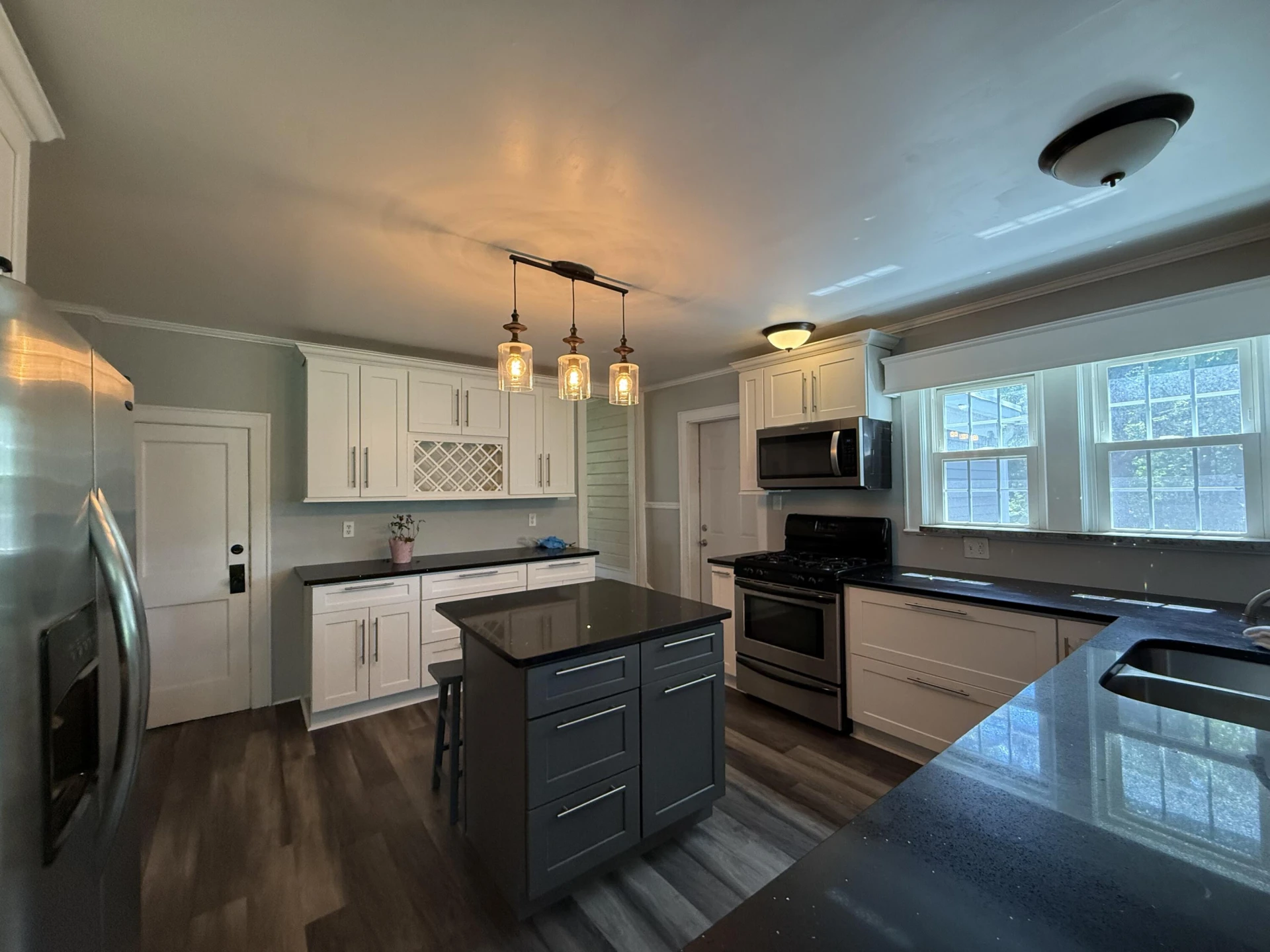 819 Palace BLVD - Photo 16