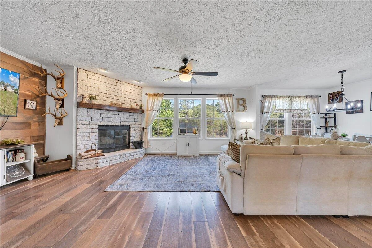 833 Gravel Hill RD - Photo 10