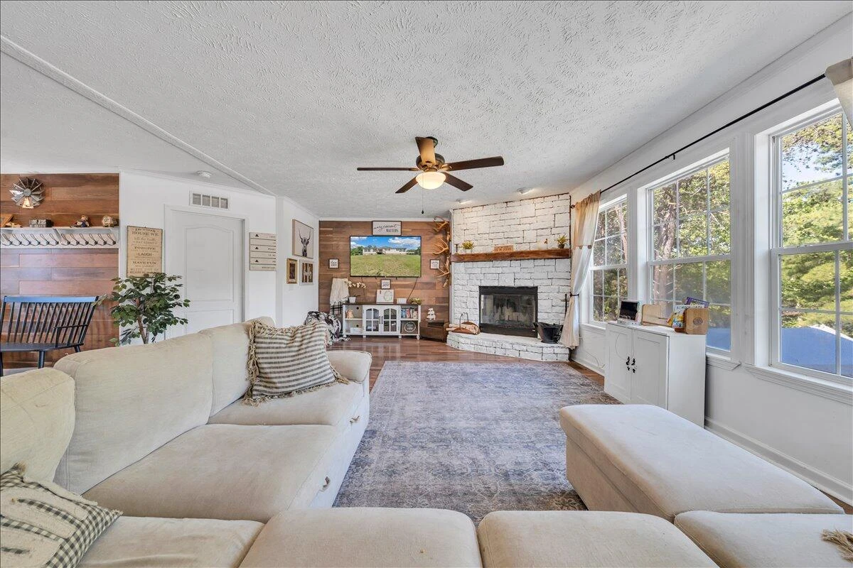 833 Gravel Hill RD - Photo 13