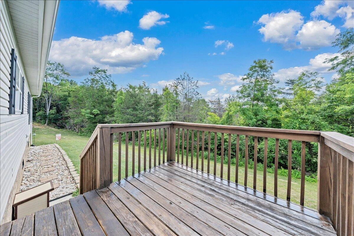 833 Gravel Hill RD - Photo 2