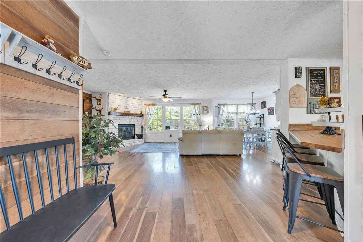 833 Gravel Hill RD - Photo 3