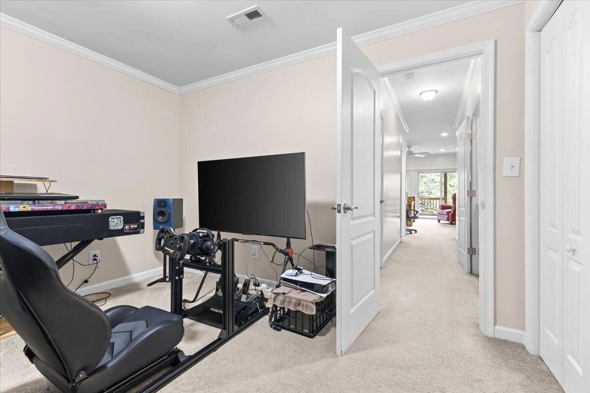 231 Mountain Cove DR ## A-2 - Photo 38