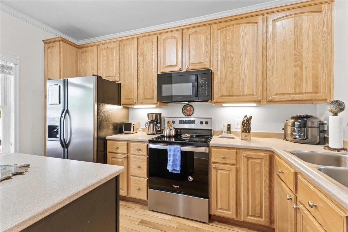231 Mountain Cove DR ## A-2 - Photo 9