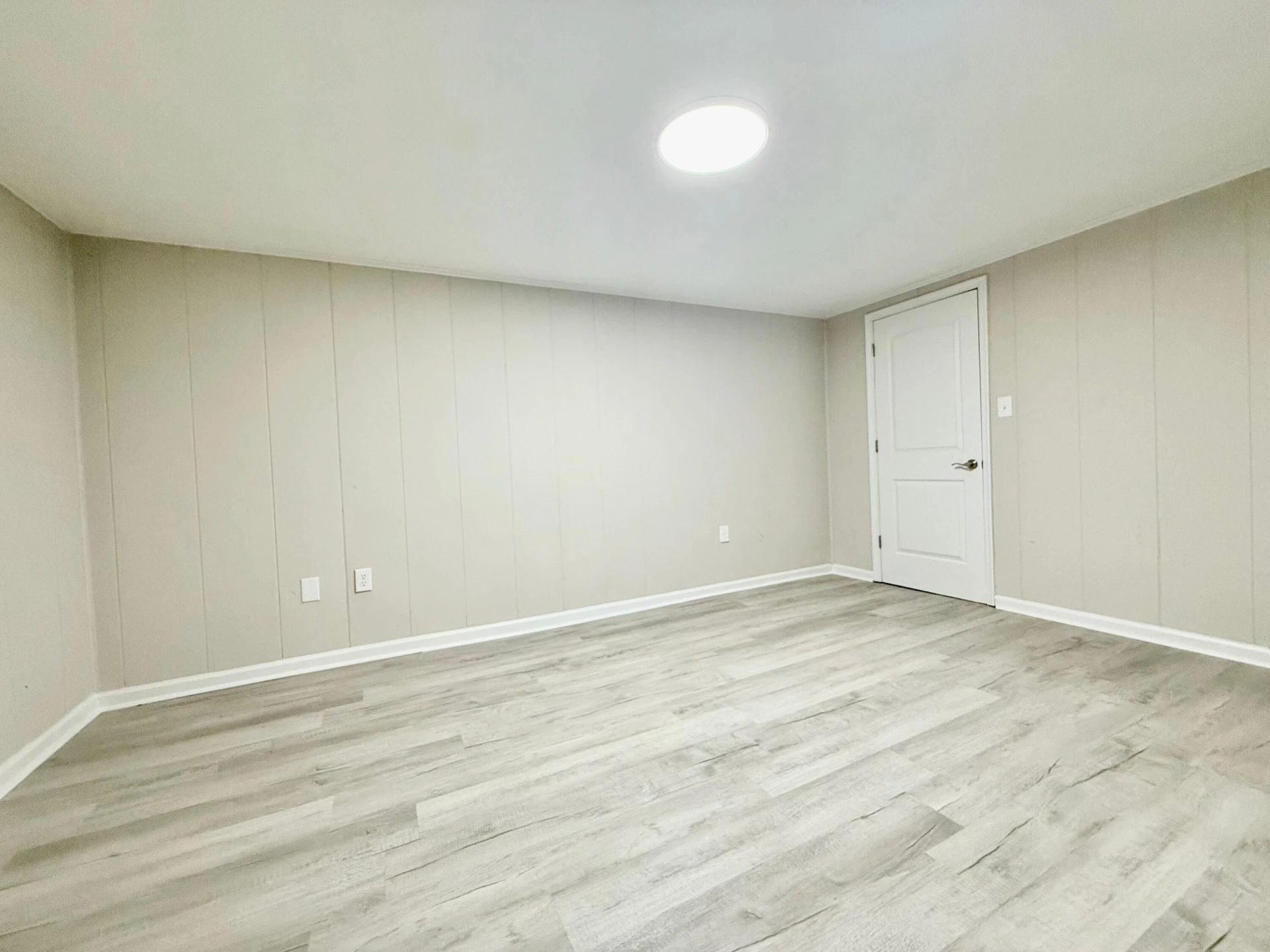 121 Irene DR - Photo 15
