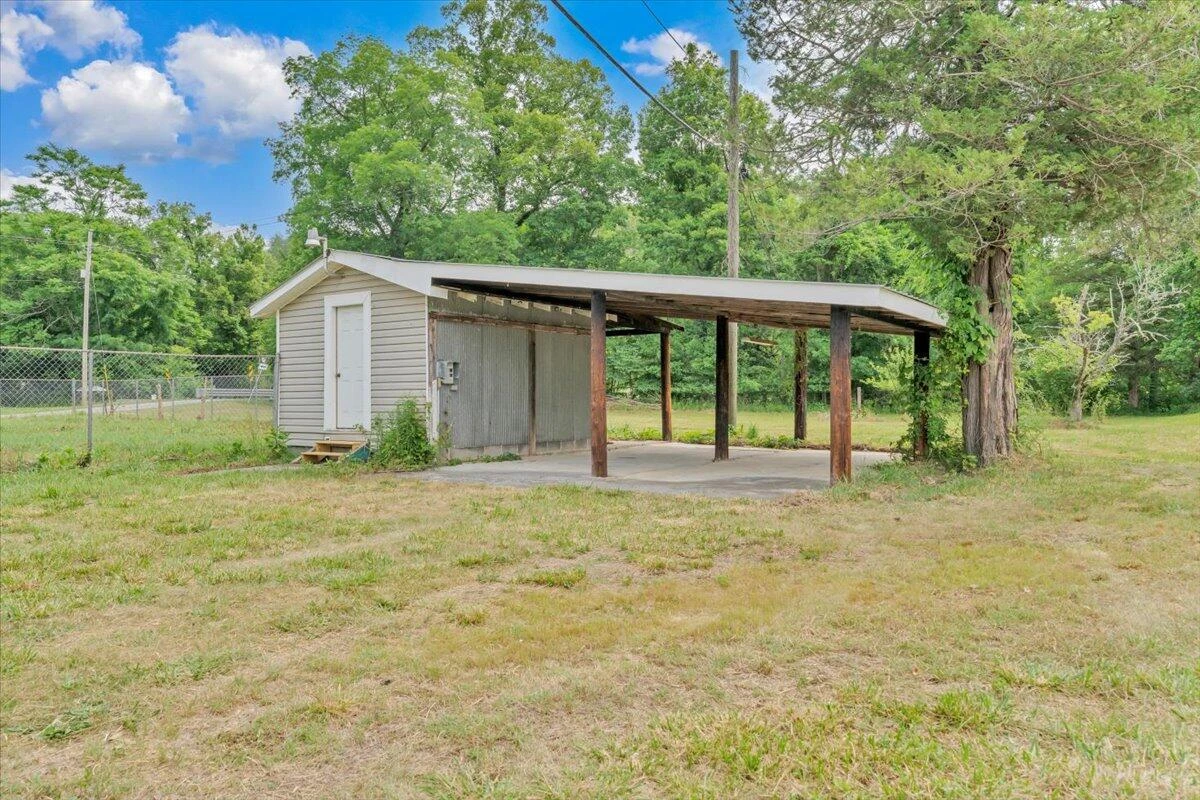 116 Henry Fork RD - Photo 10