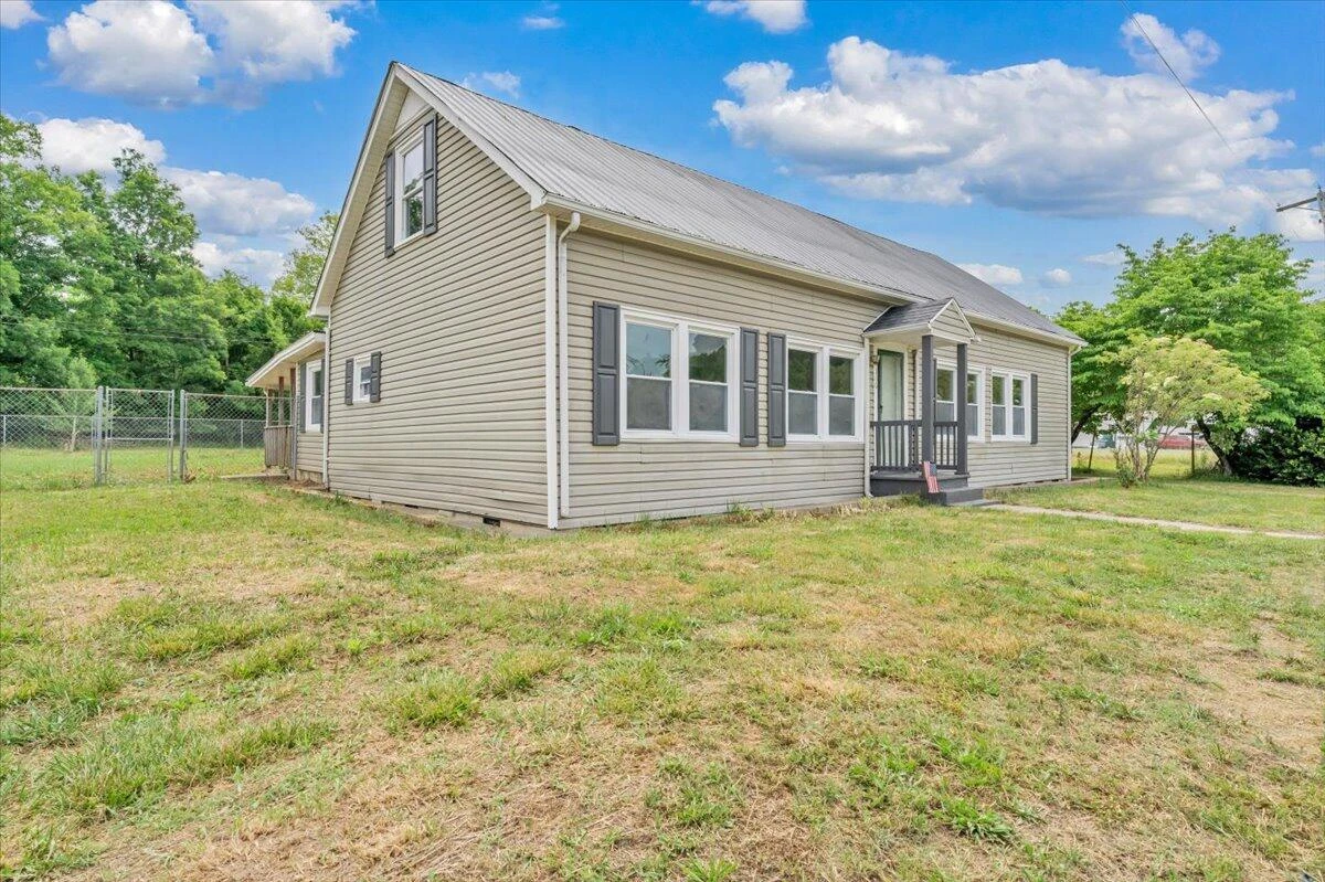 116 Henry Fork RD - Photo 4
