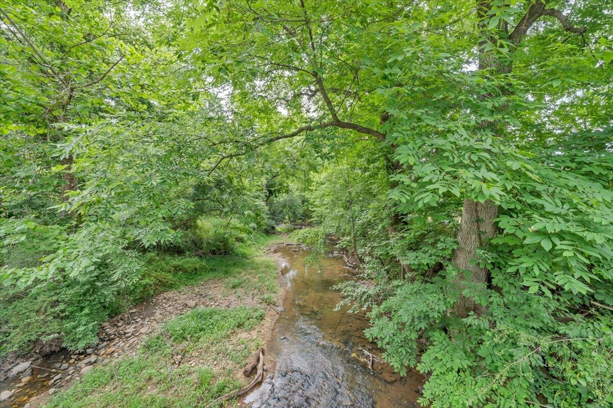 116 Henry Fork RD - Photo 6