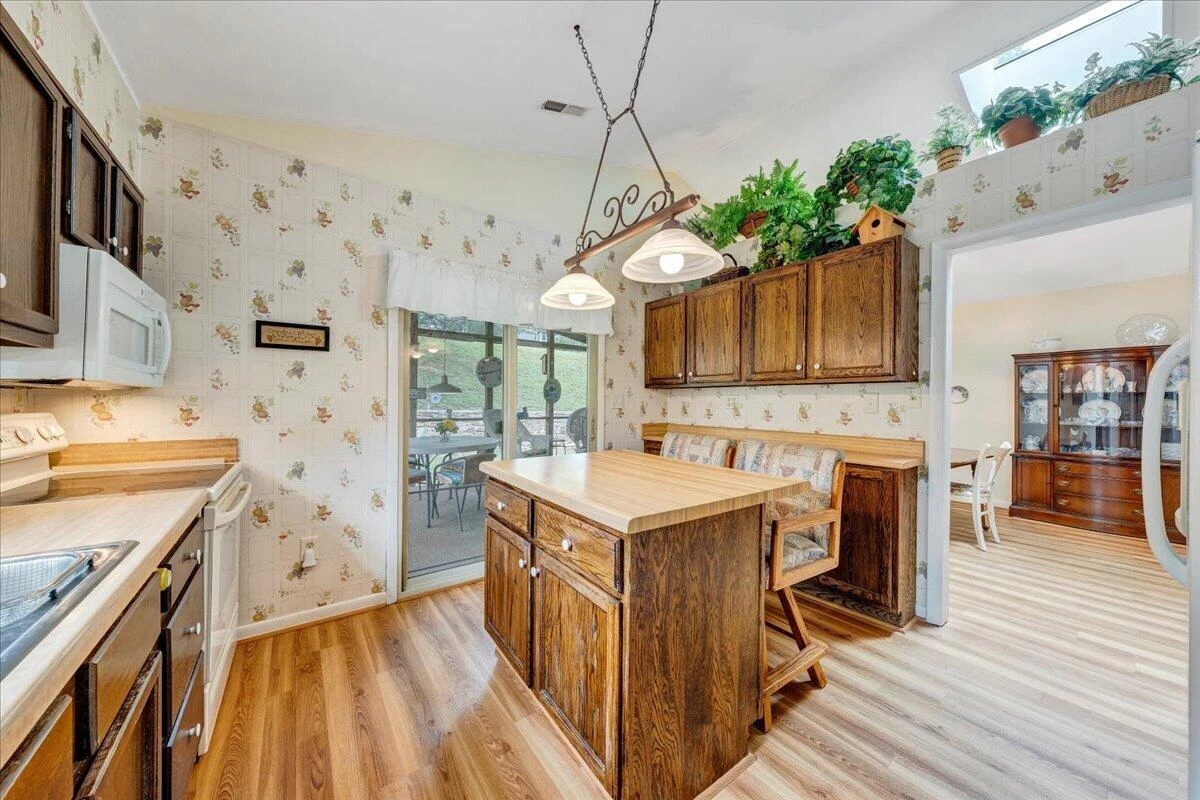 7029 Autumn Wood LN - Photo 14