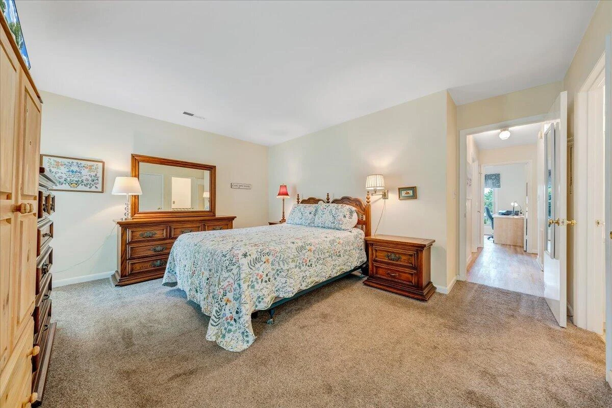 7029 Autumn Wood LN - Photo 21