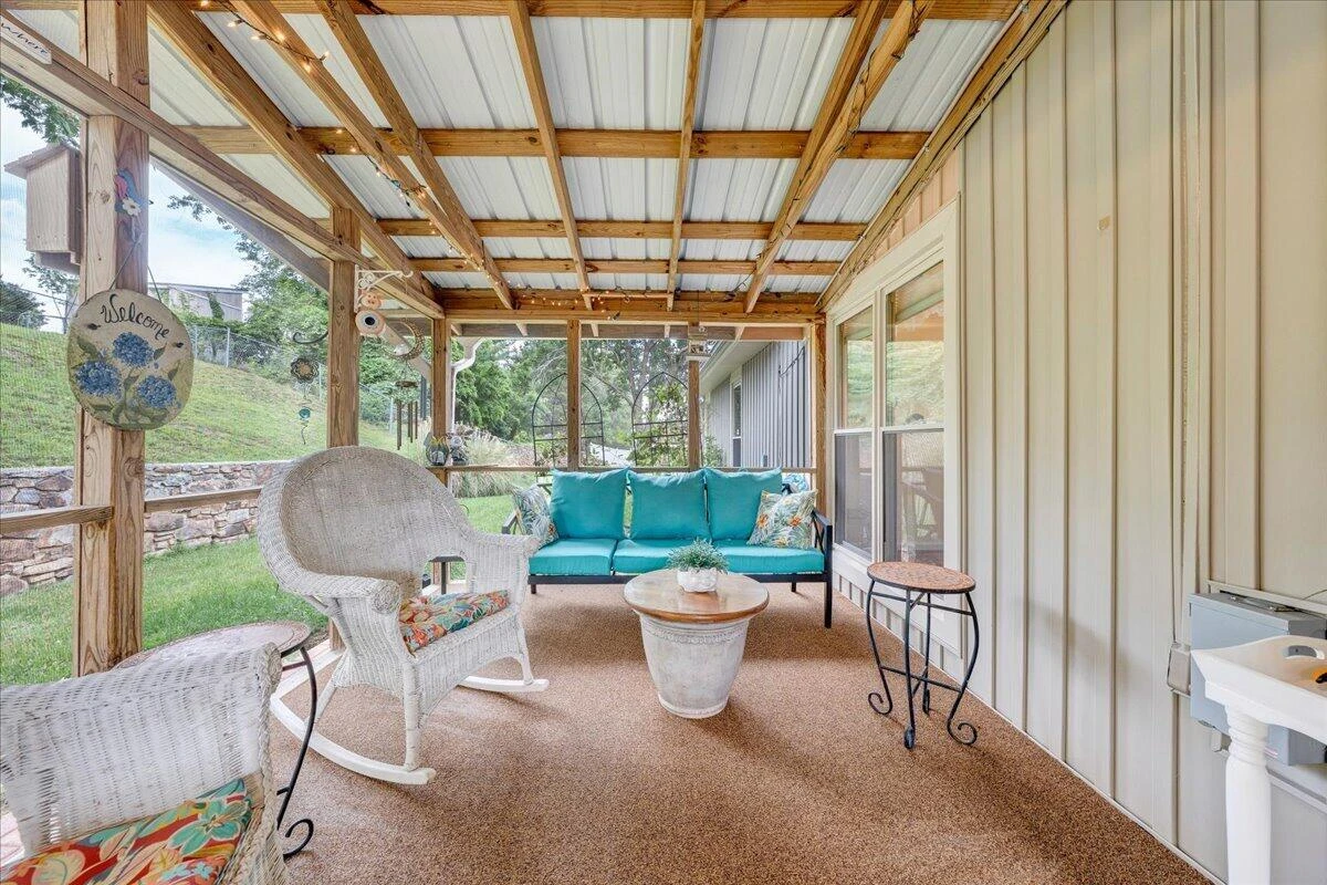 7029 Autumn Wood LN - Photo 31