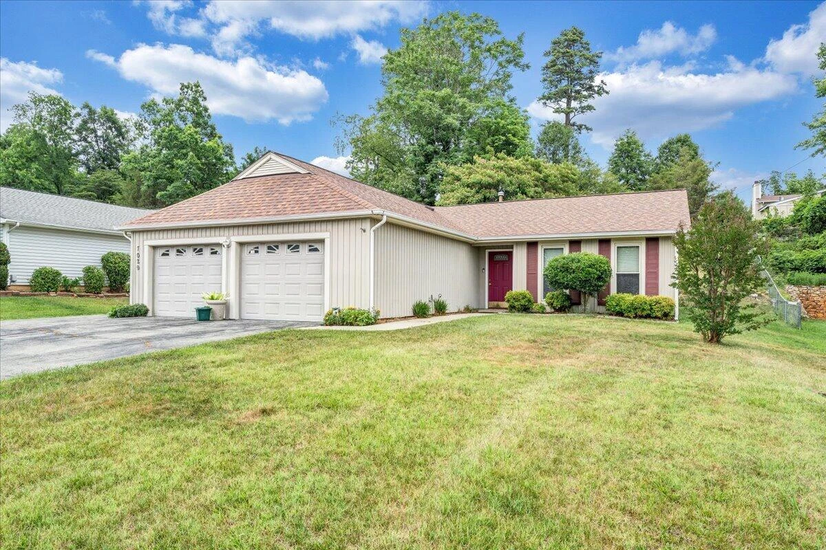 7029 Autumn Wood LN - Photo 4