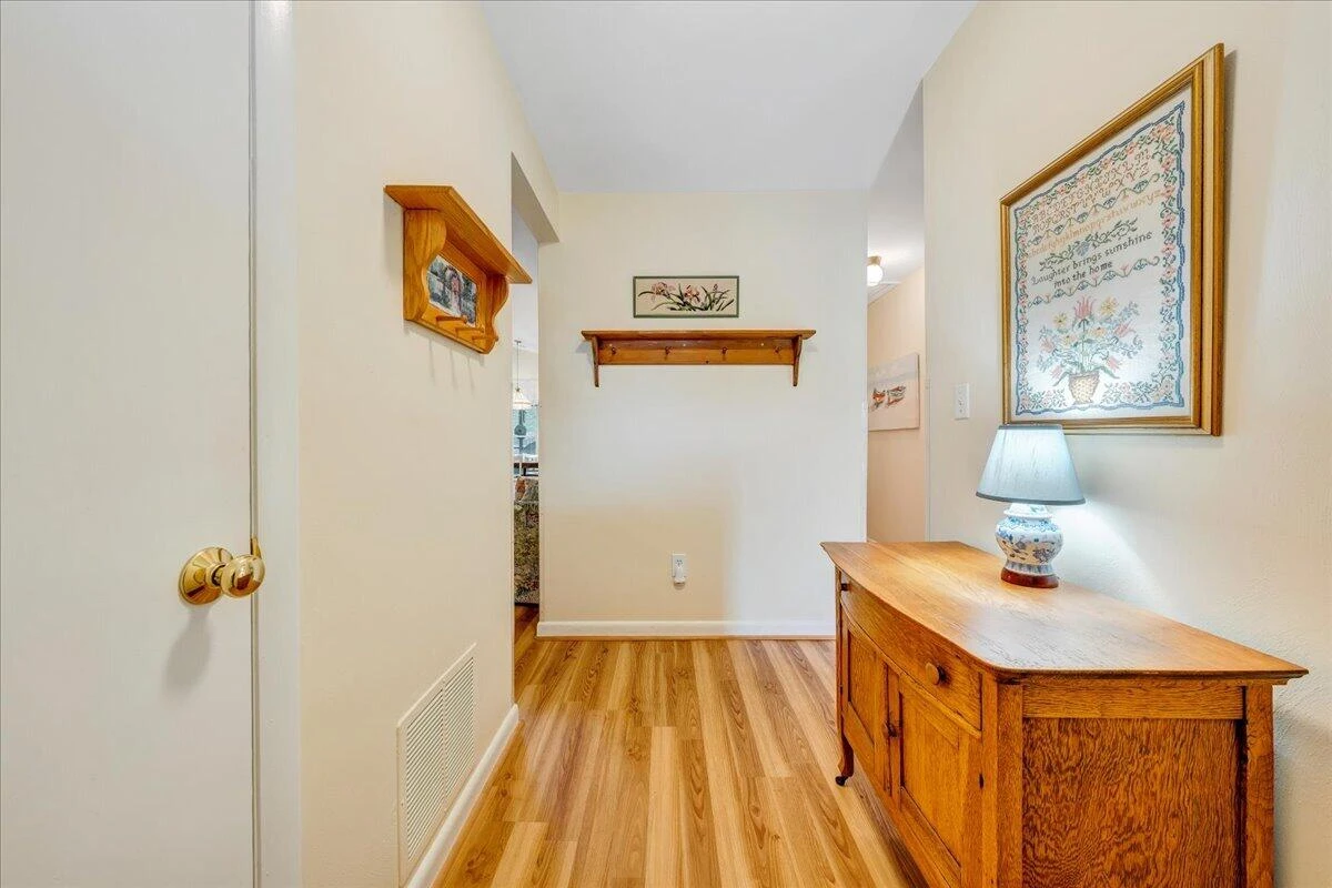 7029 Autumn Wood LN - Photo 6