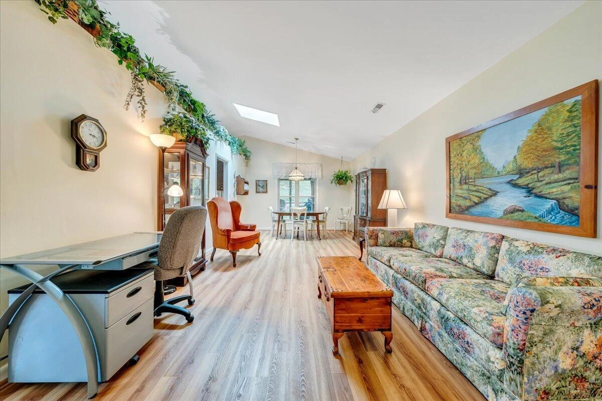 7029 Autumn Wood LN - Photo 9