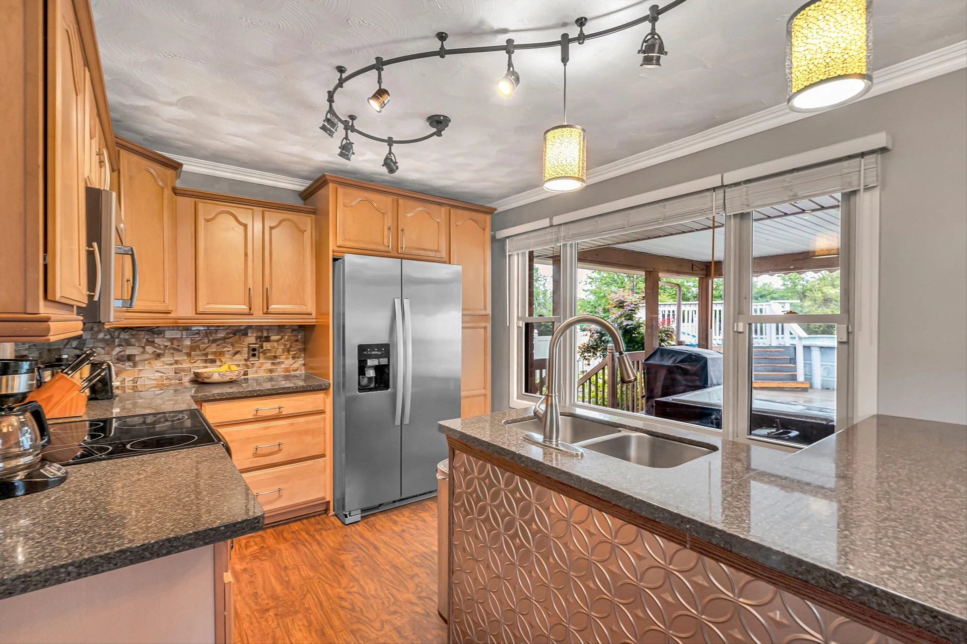 5733 Sierra DR - Photo 10