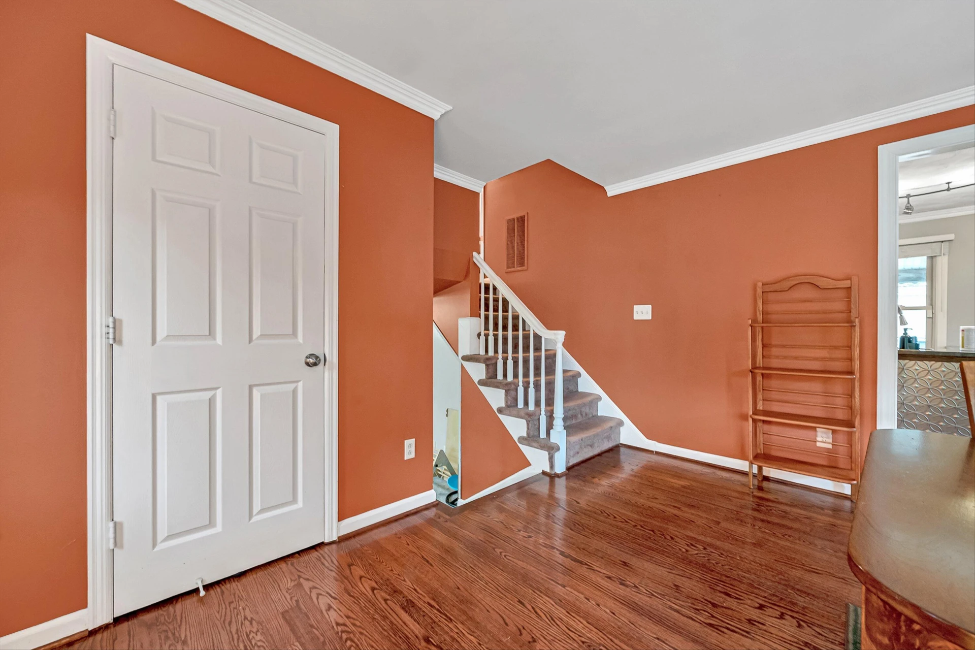 5733 Sierra DR - Photo 14