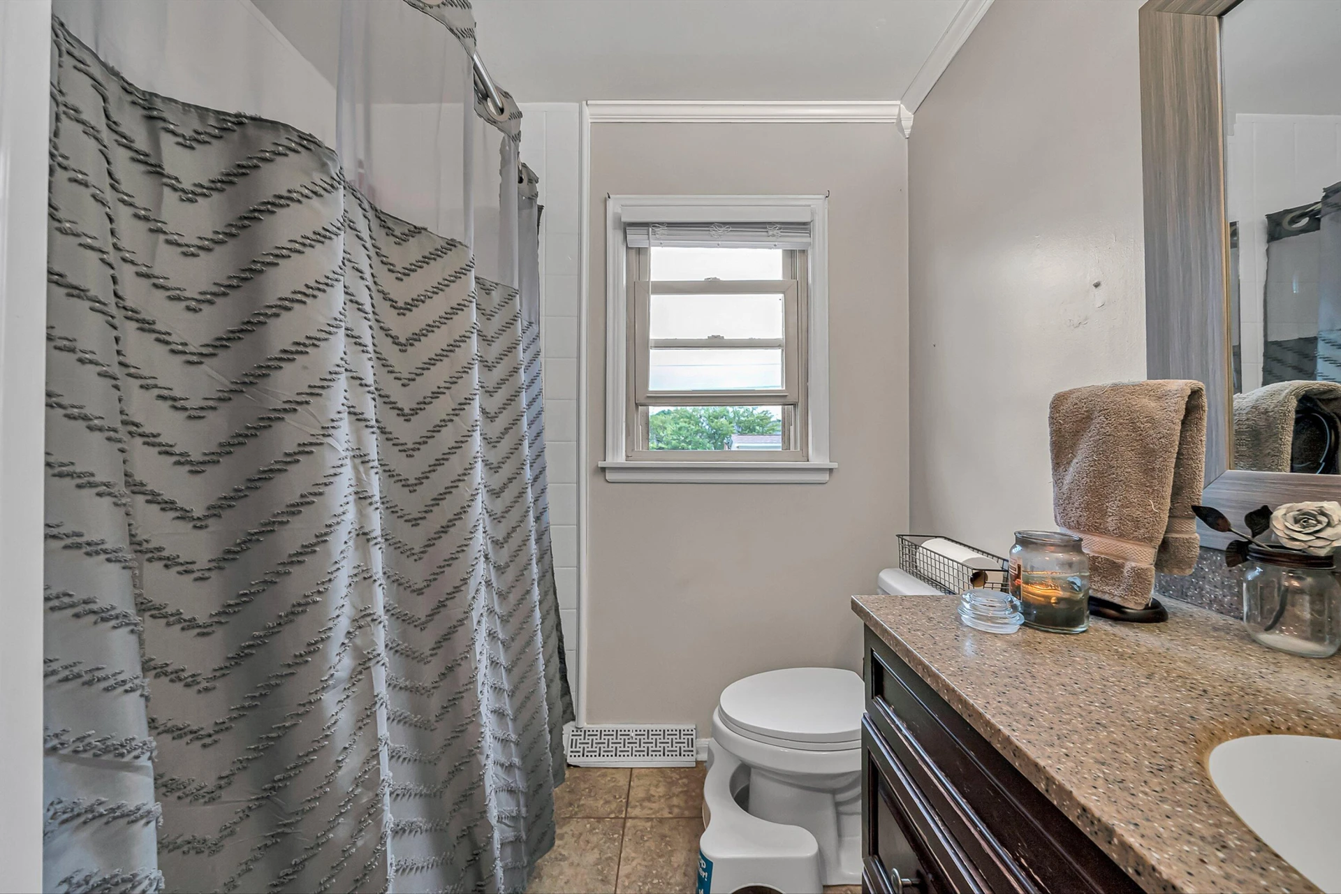 5733 Sierra DR - Photo 15