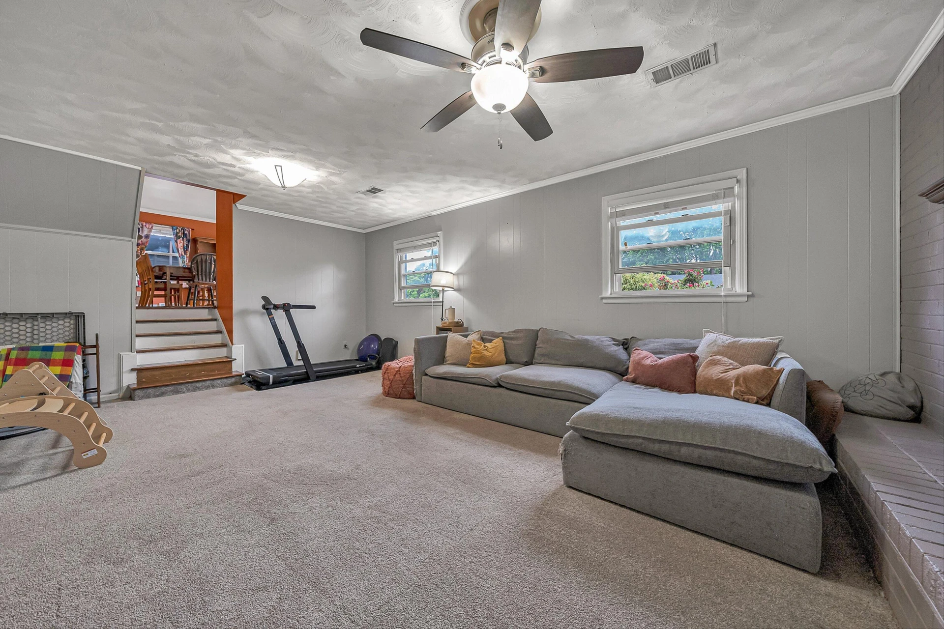 5733 Sierra DR - Photo 22