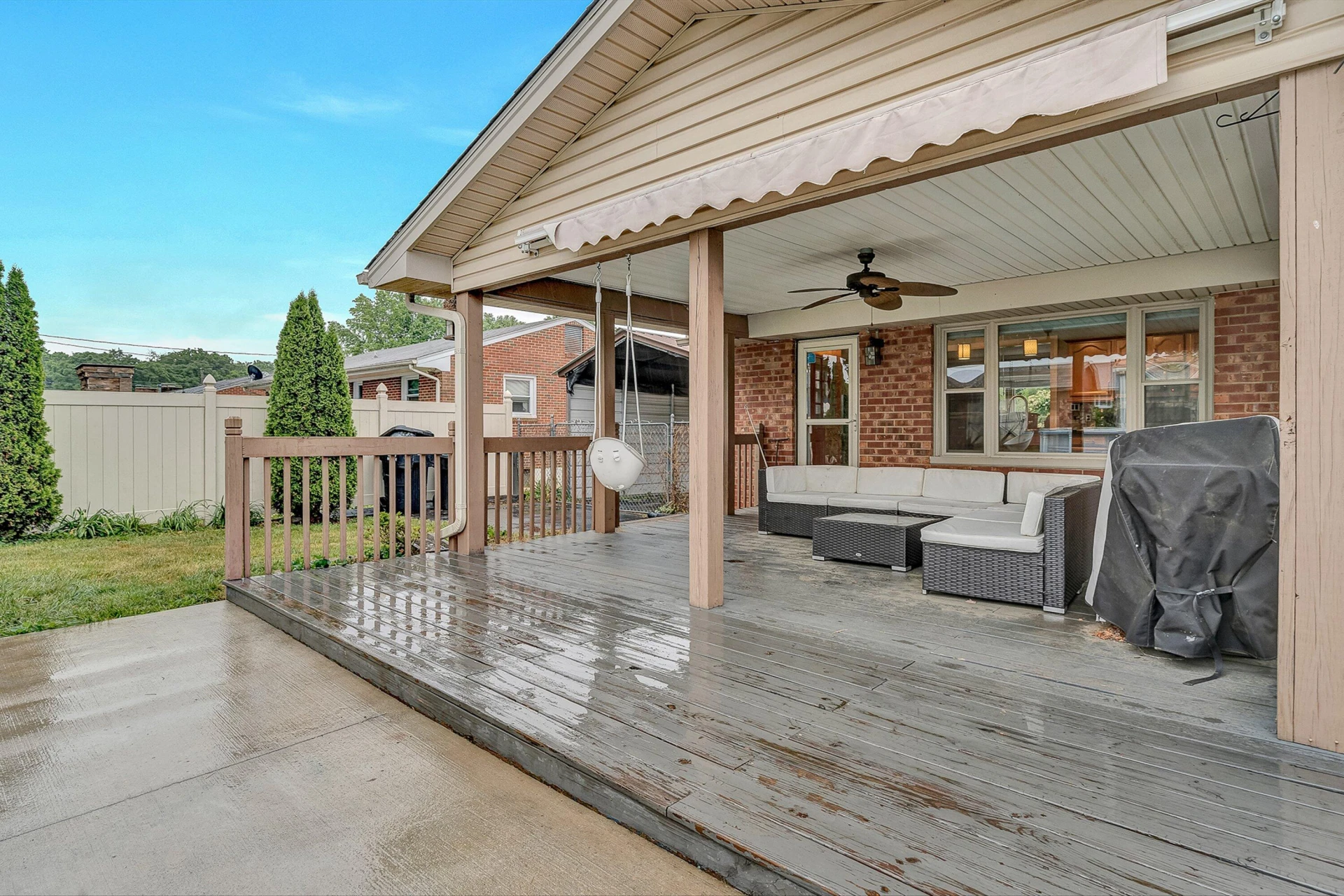 5733 Sierra DR - Photo 32
