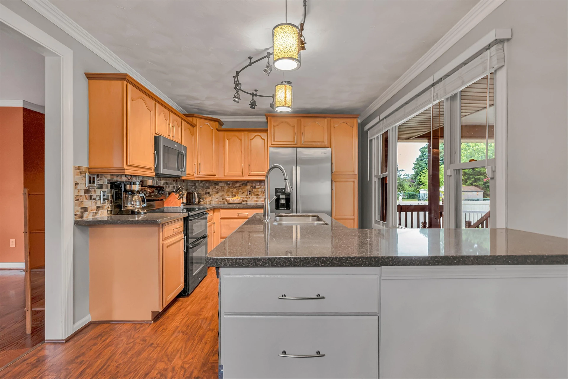 5733 Sierra DR - Photo 9