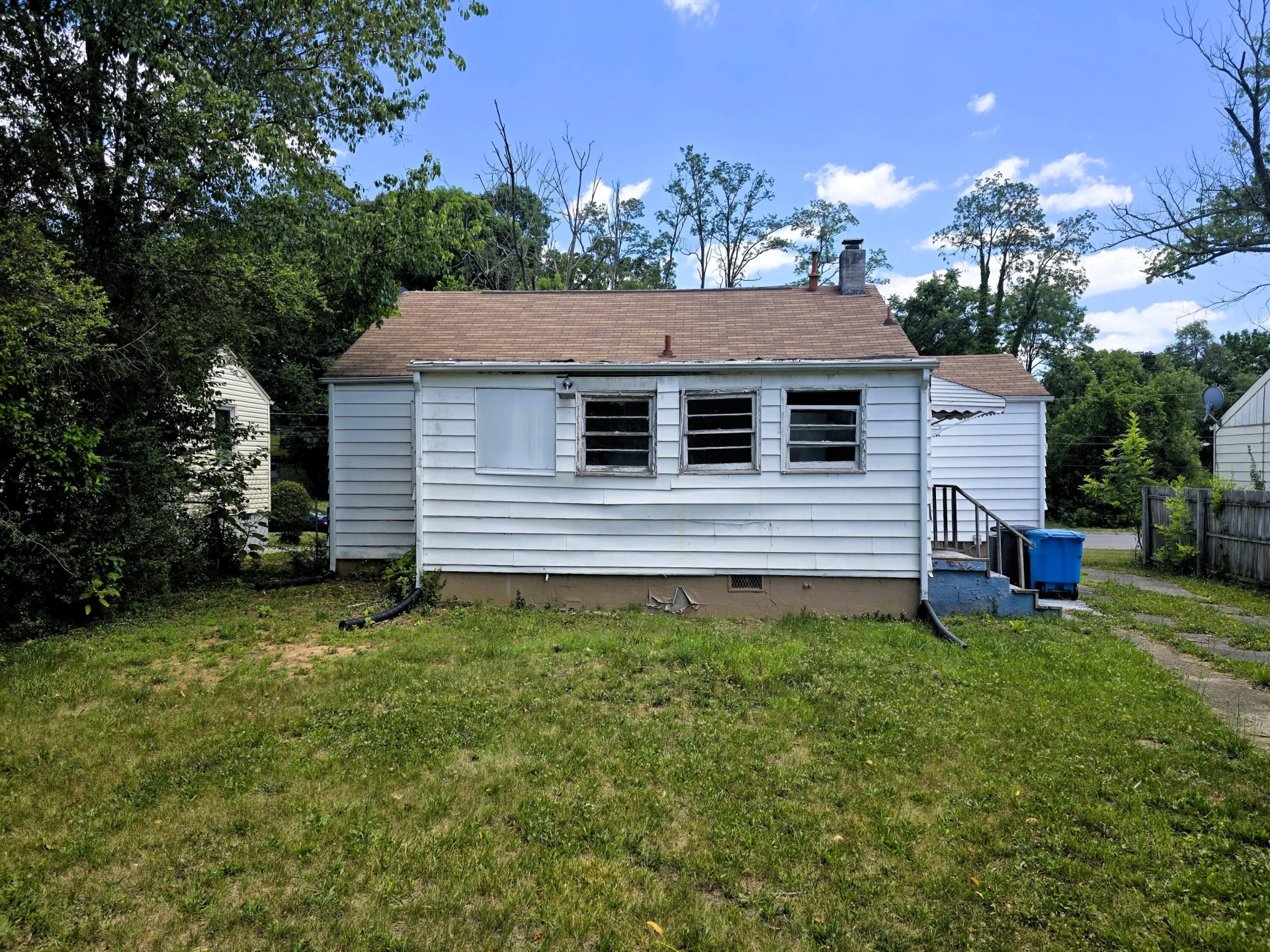 1430 Forest Park BLVD NW - Photo 7