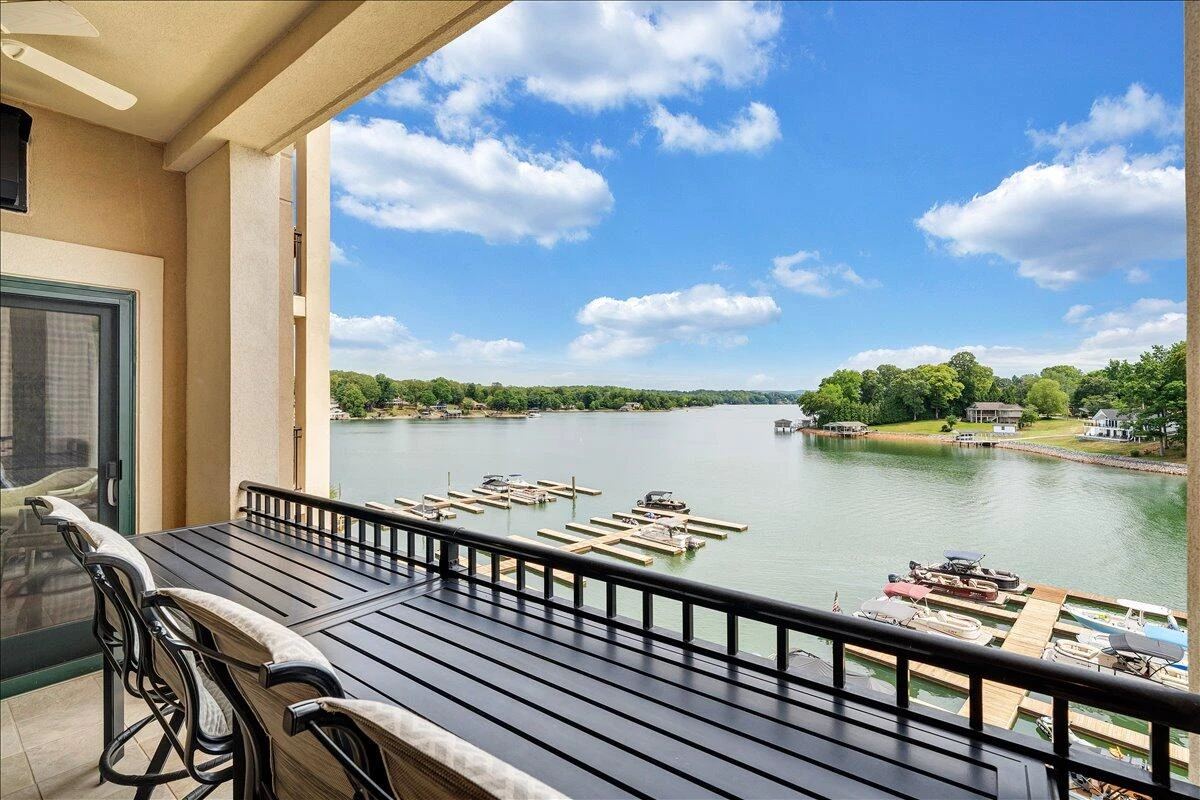 100 Bridgewater Pointe PL #303 - Photo 10