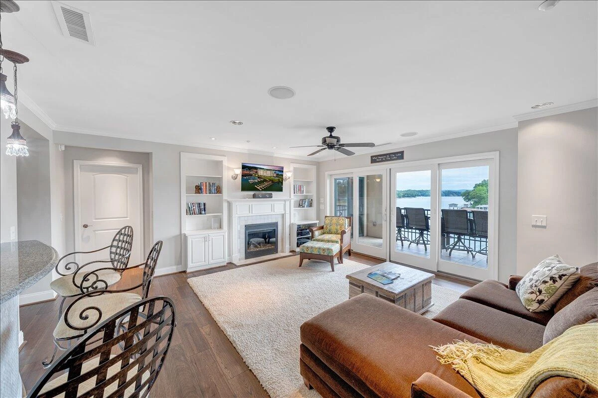 100 Bridgewater Pointe PL #303 - Photo 15