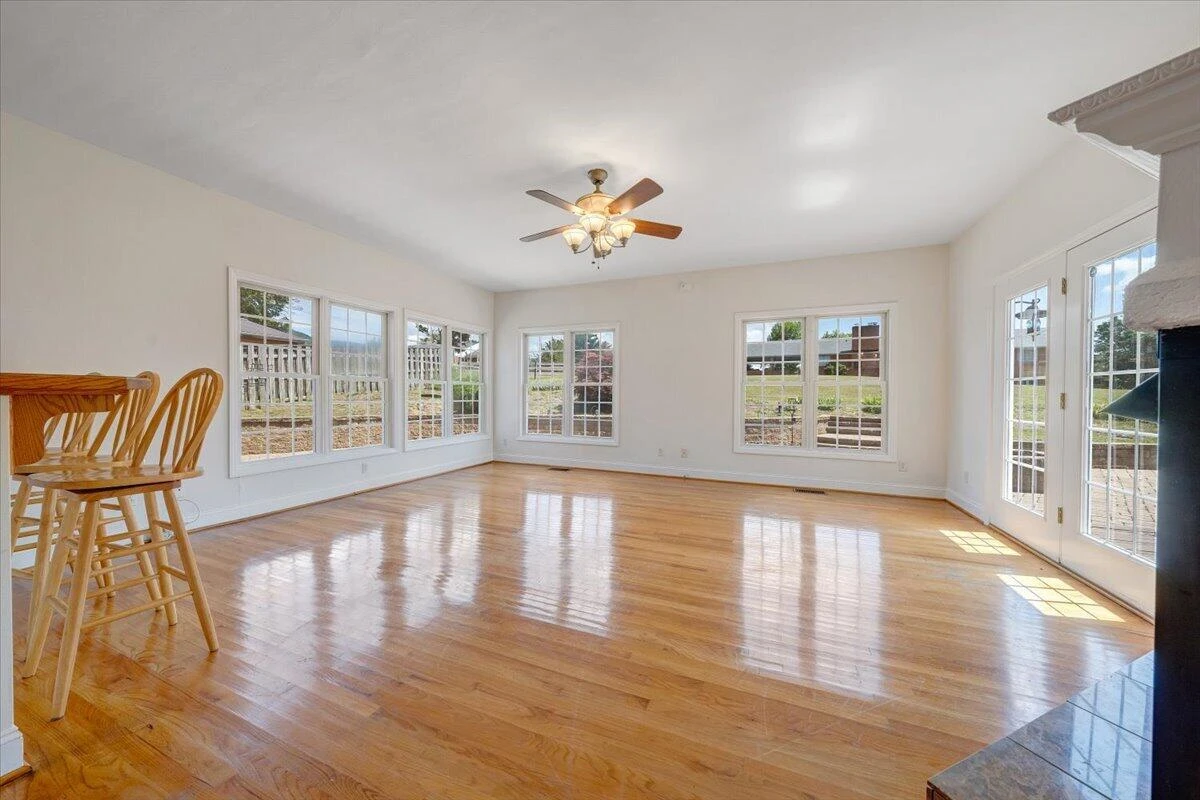 1619 Sterling Place CIR - Photo 22