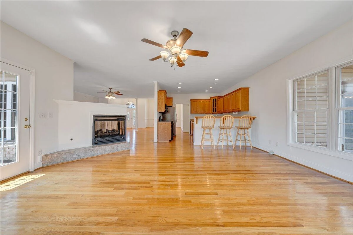 1619 Sterling Place CIR - Photo 15