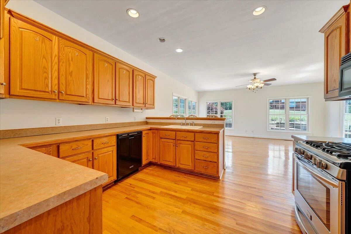 1619 Sterling Place CIR - Photo 24