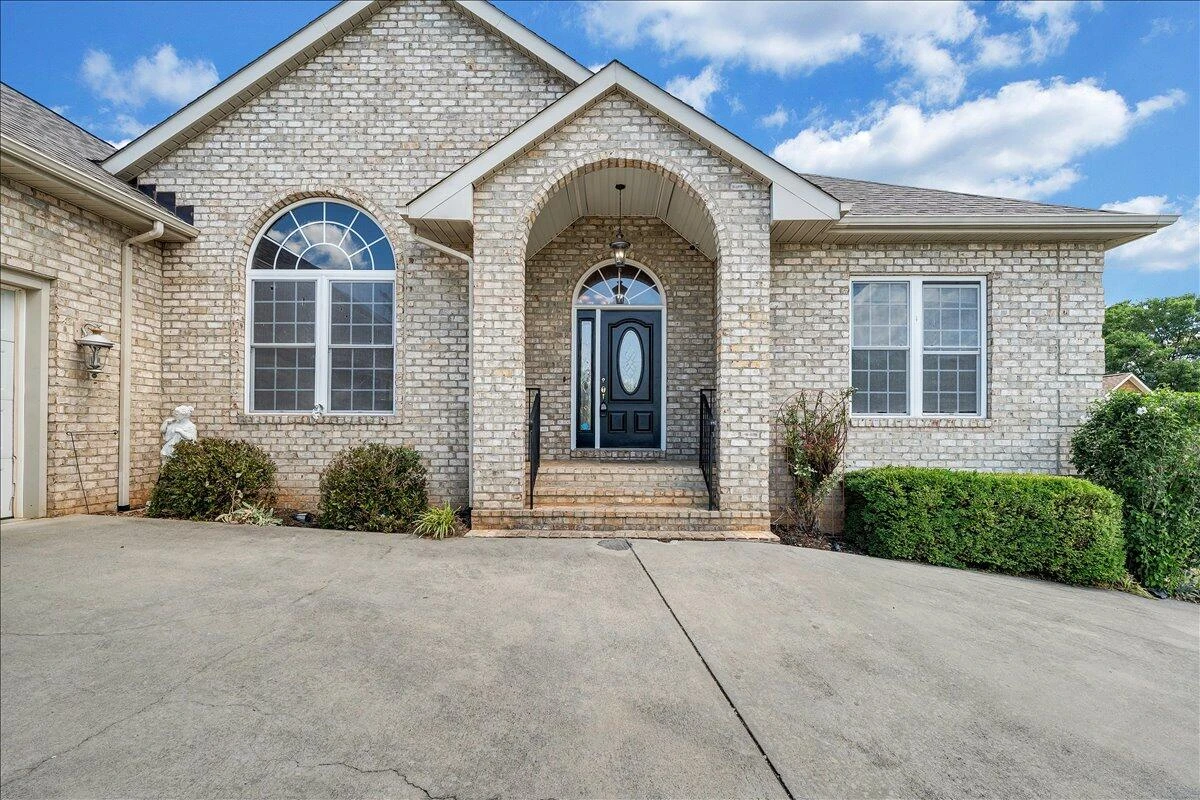 1619 Sterling Place CIR - Photo 2
