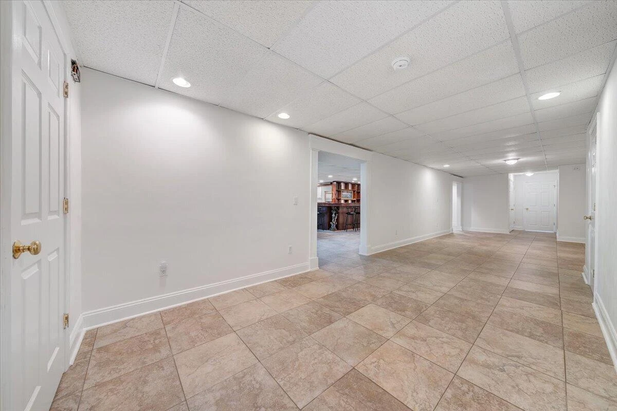 1619 Sterling Place CIR - Photo 39