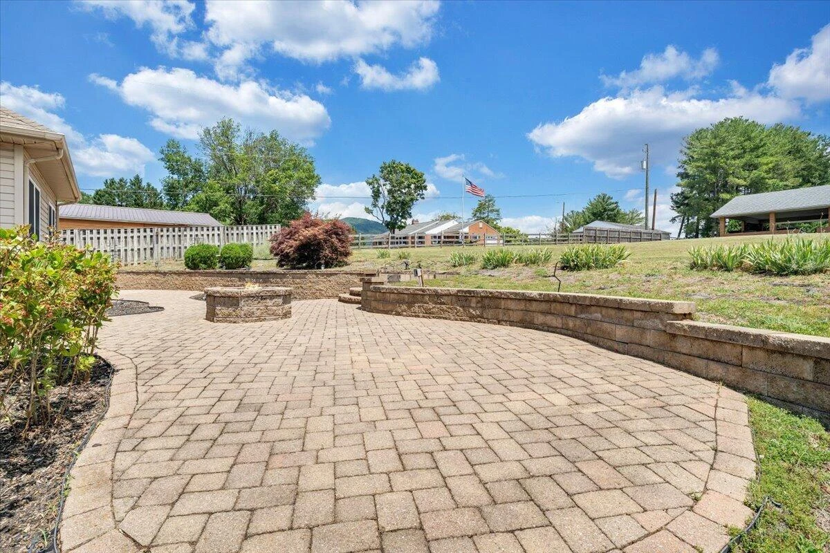 1619 Sterling Place CIR - Photo 63
