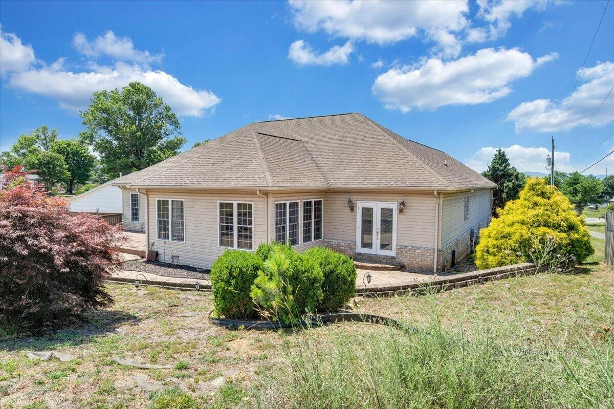 1619 Sterling Place CIR - Photo 67