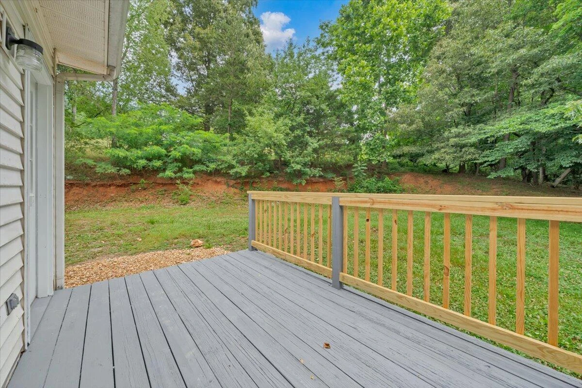 366 Bridge ST N - Photo 27