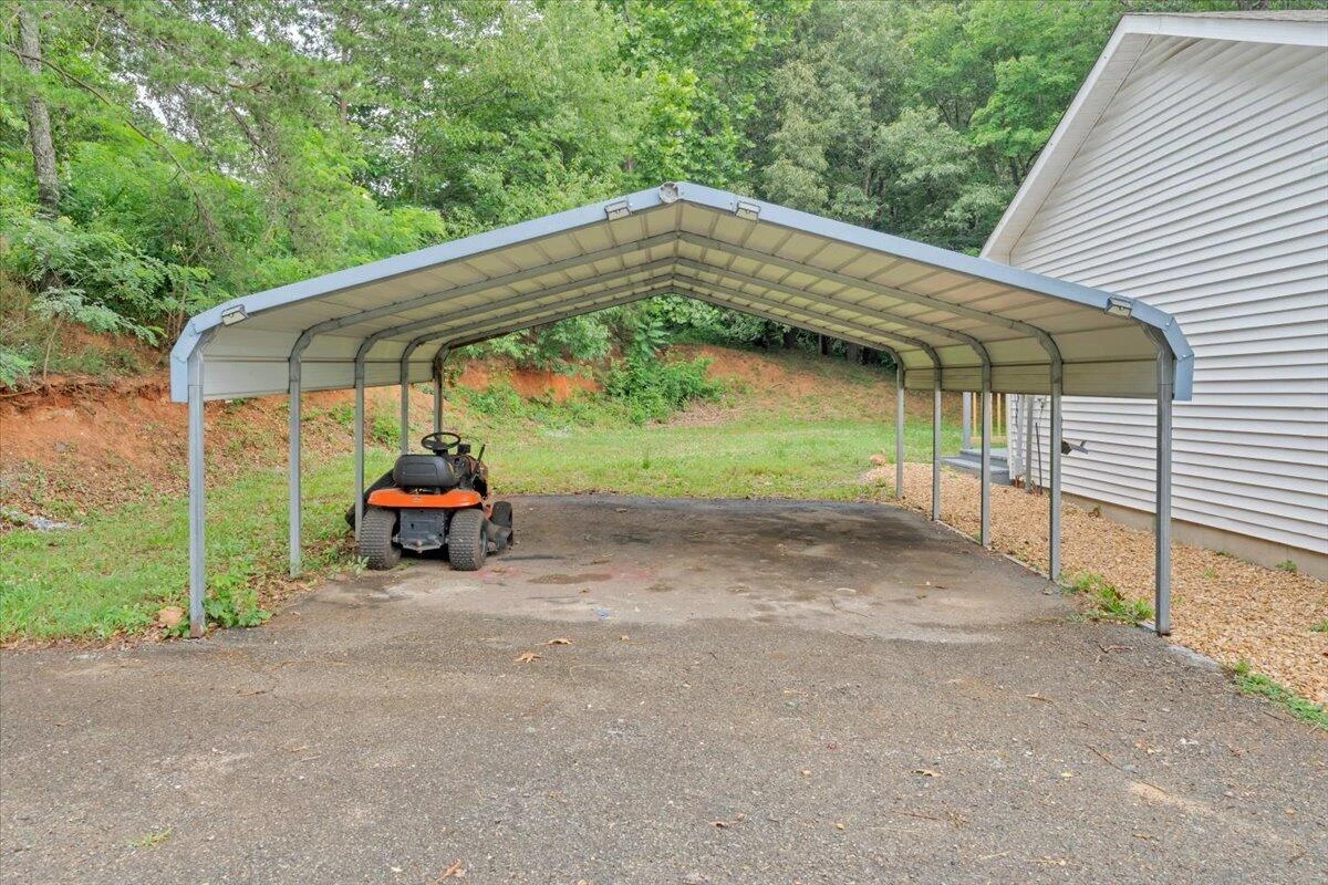 366 Bridge ST N - Photo 34