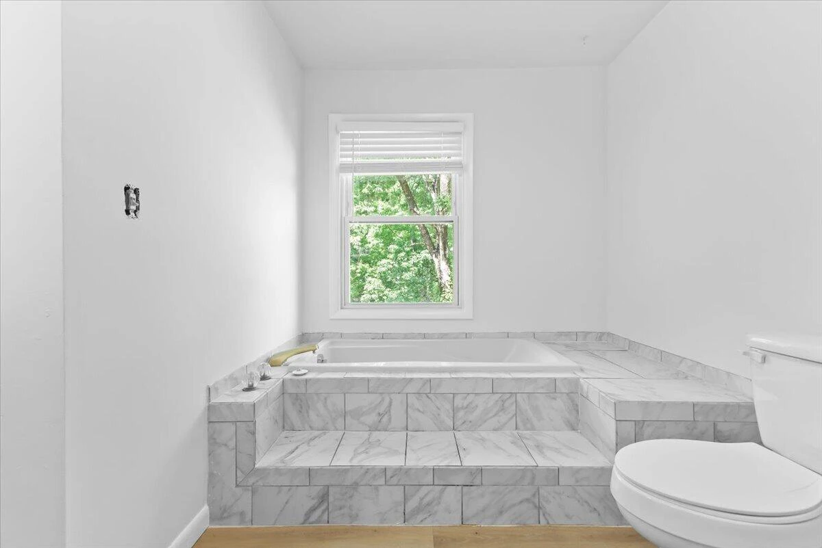 3131 Green Ridge RD - Photo 10