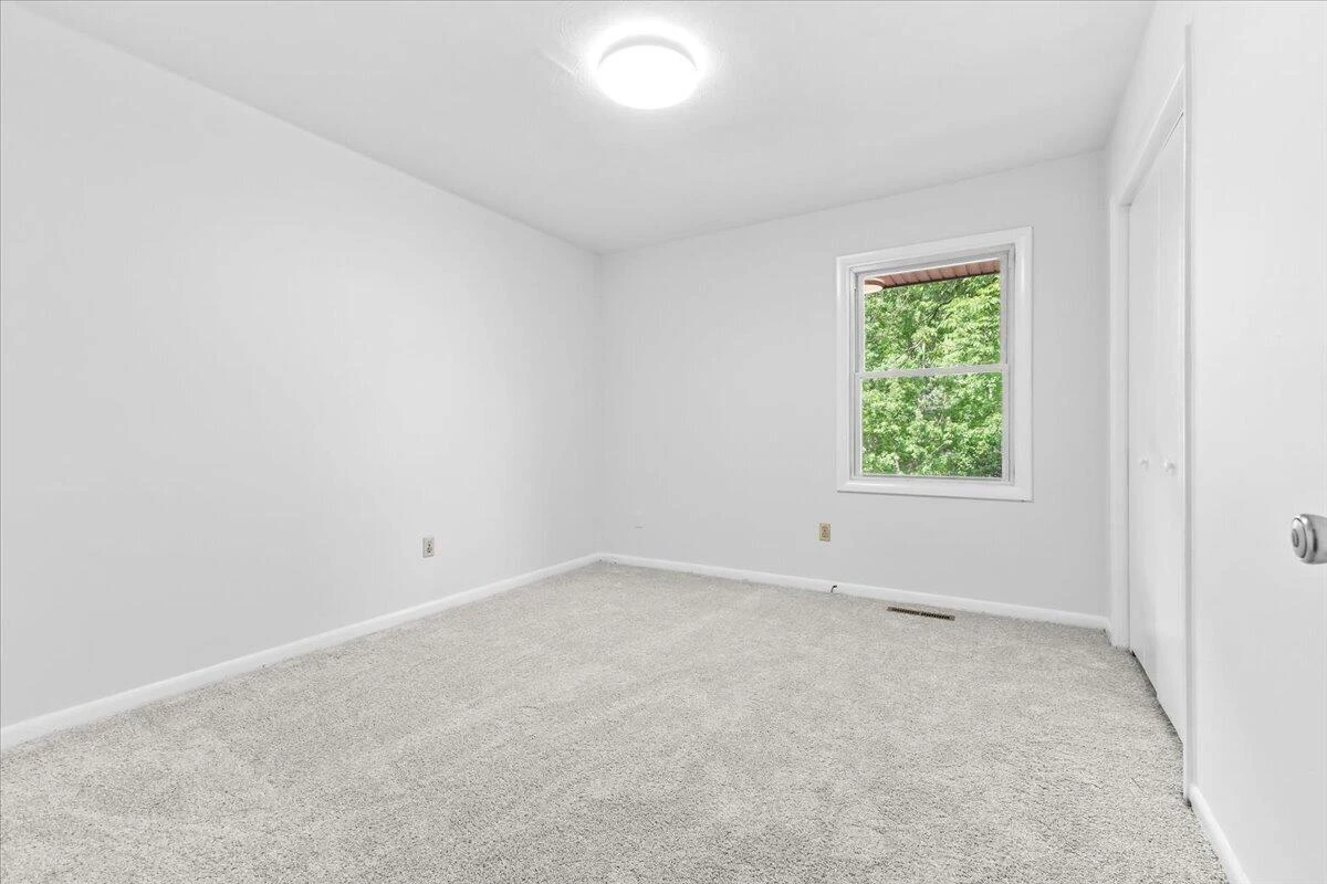 3131 Green Ridge RD - Photo 12