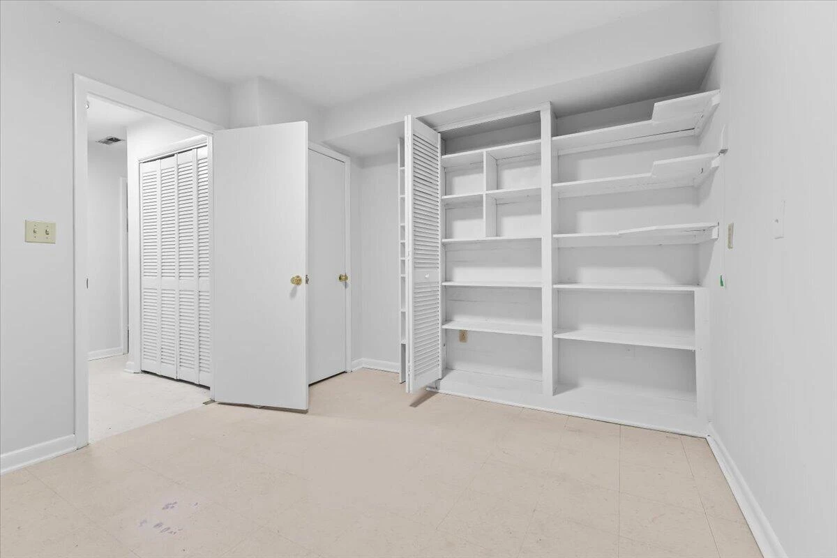 3131 Green Ridge RD - Photo 20