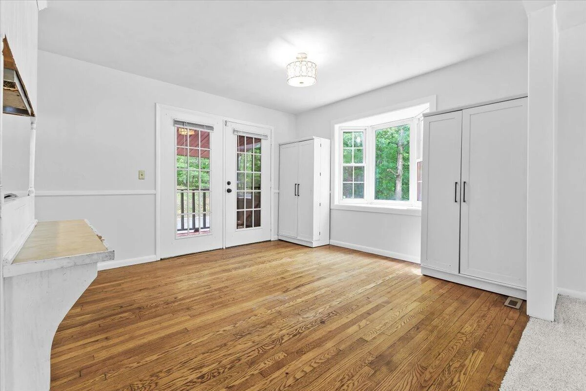 3131 Green Ridge RD - Photo 5