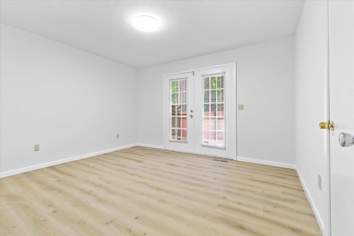 3131 Green Ridge RD - Photo 8