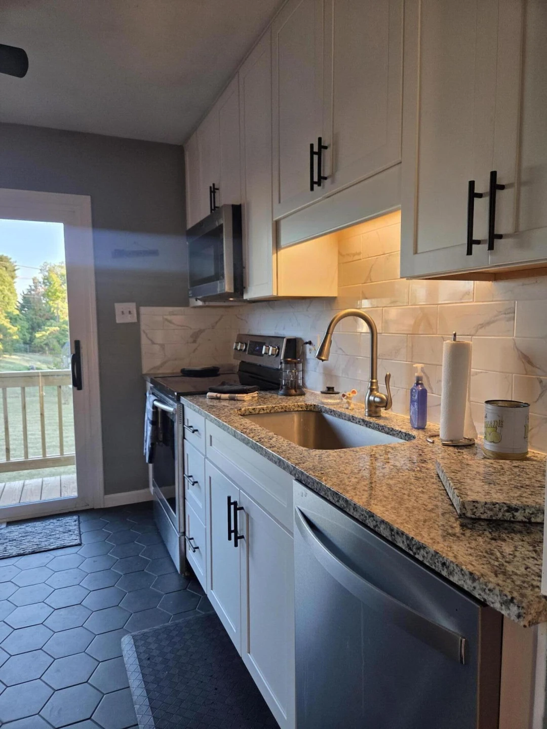 1055 Broadhill DR - Photo 13