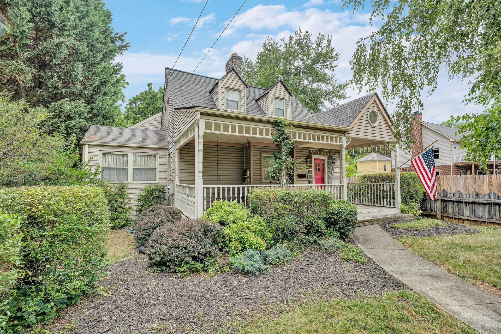 511 Walnut ST