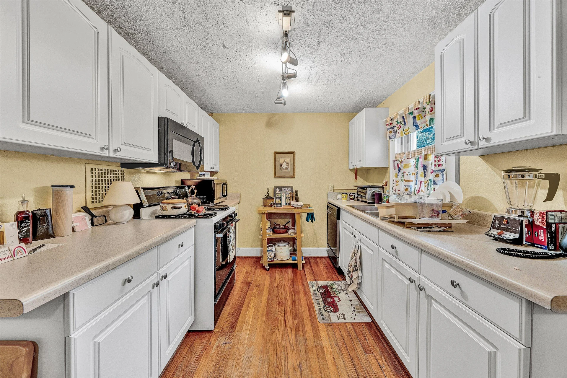 511 Walnut ST - Photo 10
