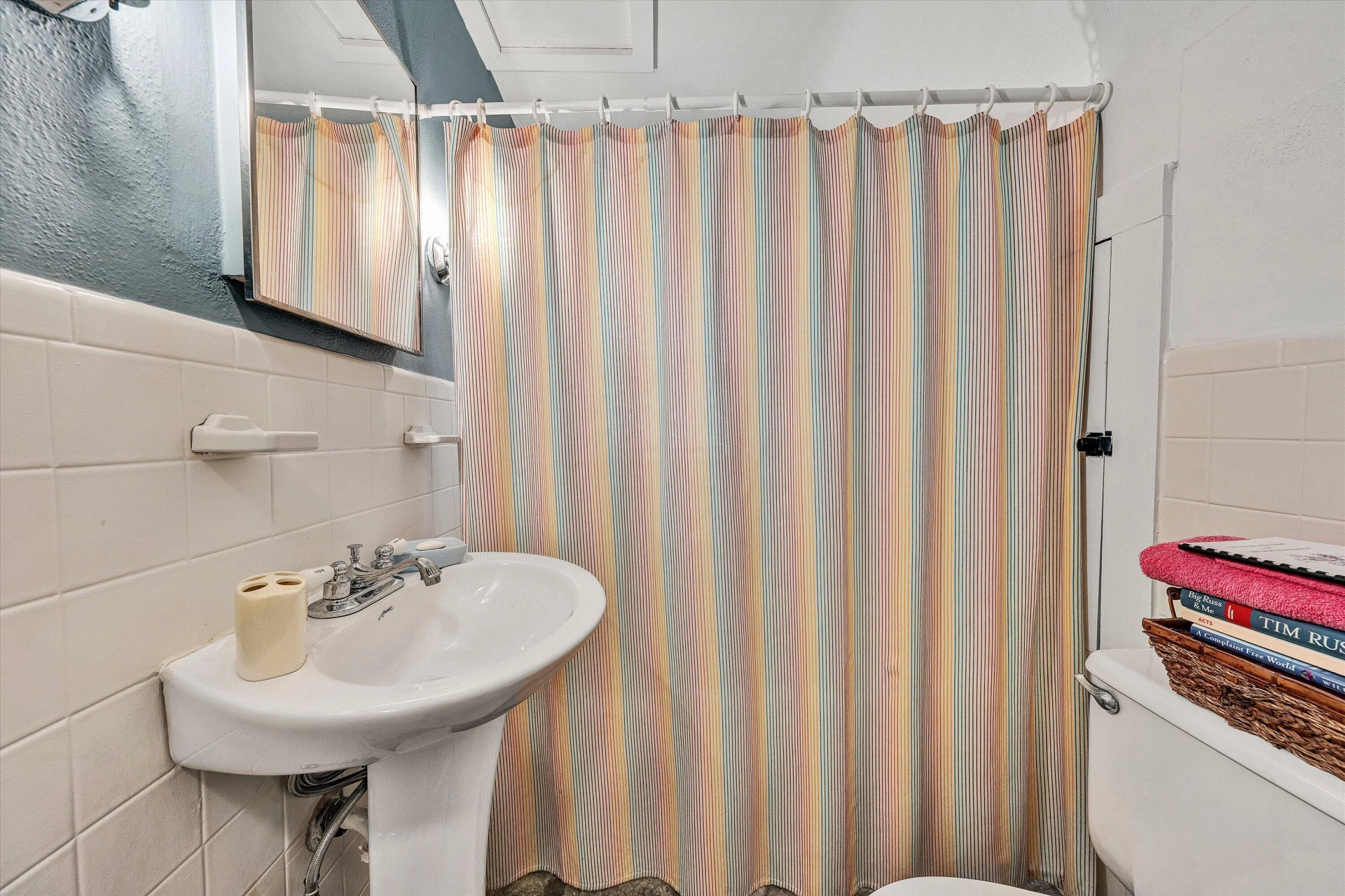 511 Walnut ST - Photo 17