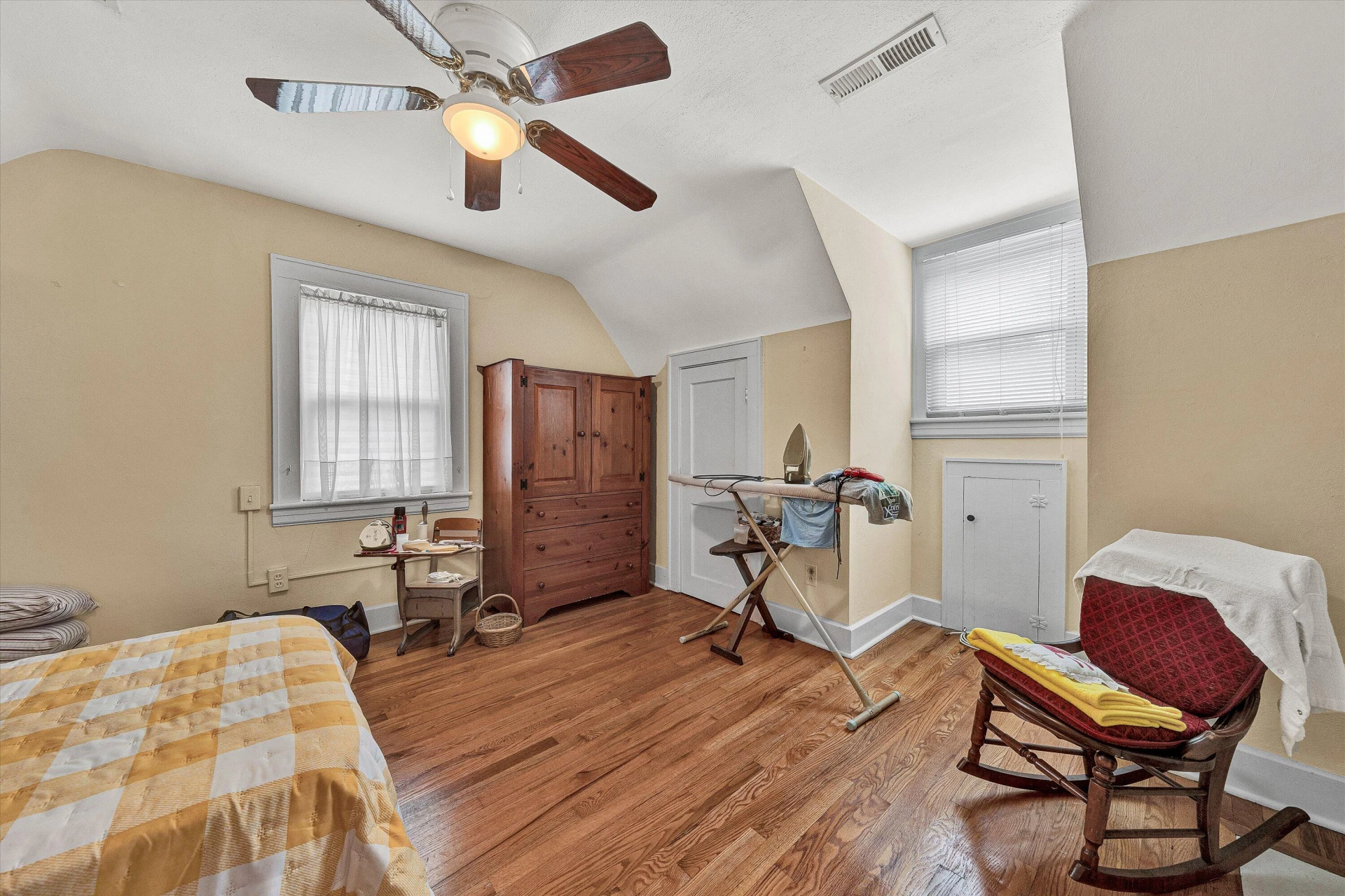 511 Walnut ST - Photo 18