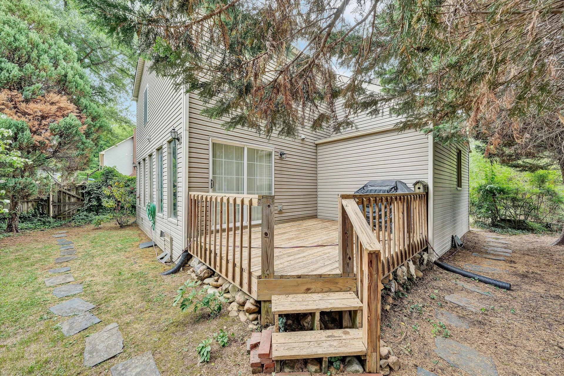511 Walnut ST - Photo 23