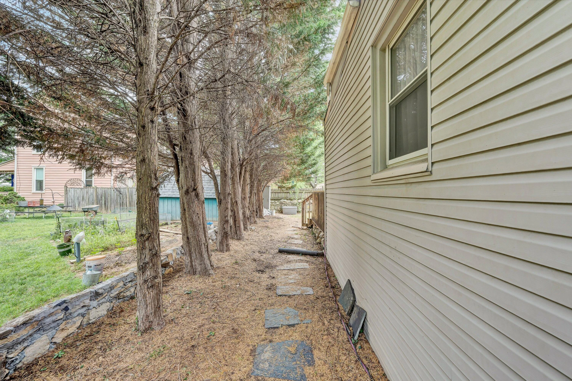 511 Walnut ST - Photo 34