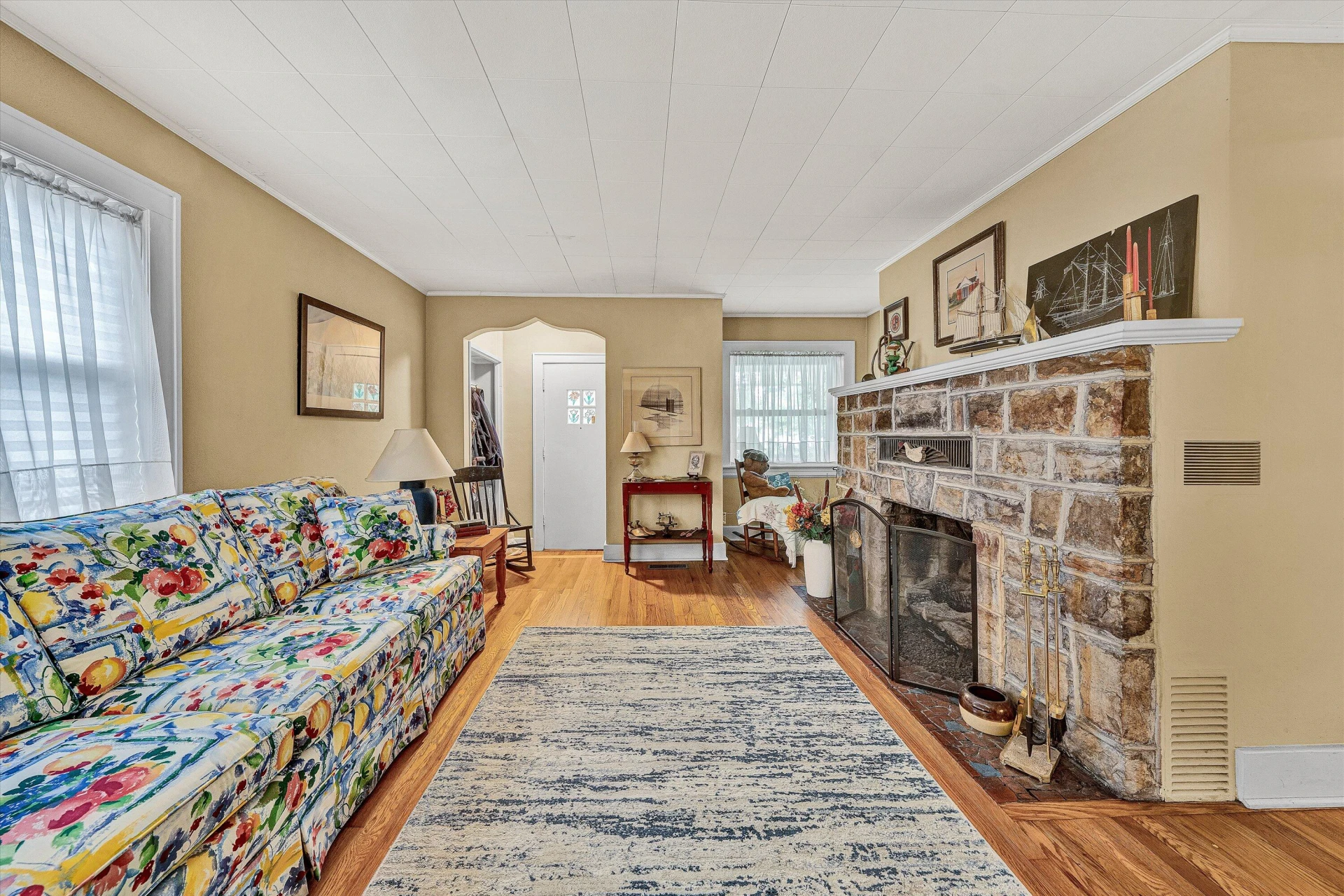 511 Walnut ST - Photo 6